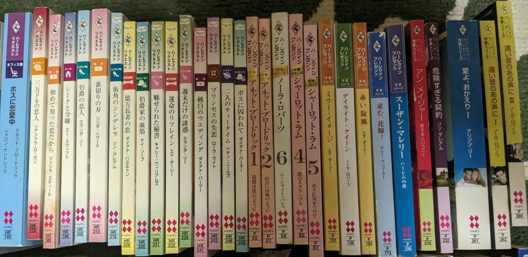 ハーレクイン　色々１０８冊　まとめました。