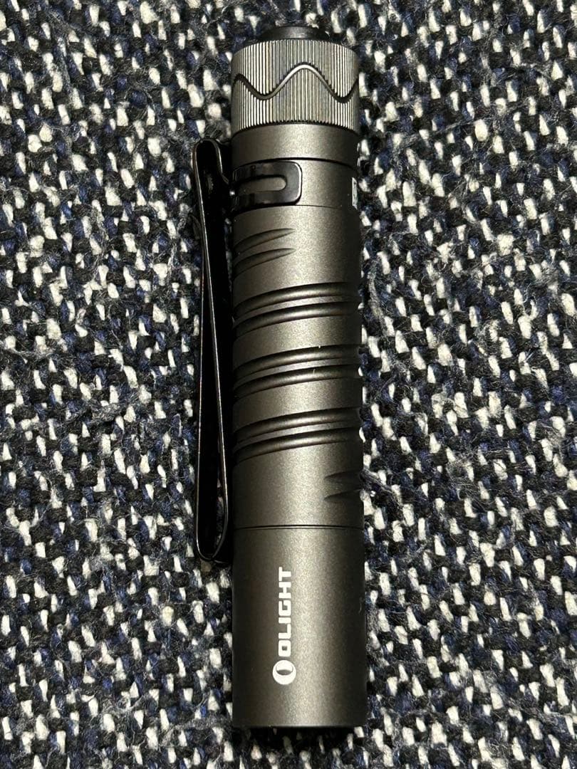OLIGHT (オーライト) i5R EOS ガンメタルグレー
