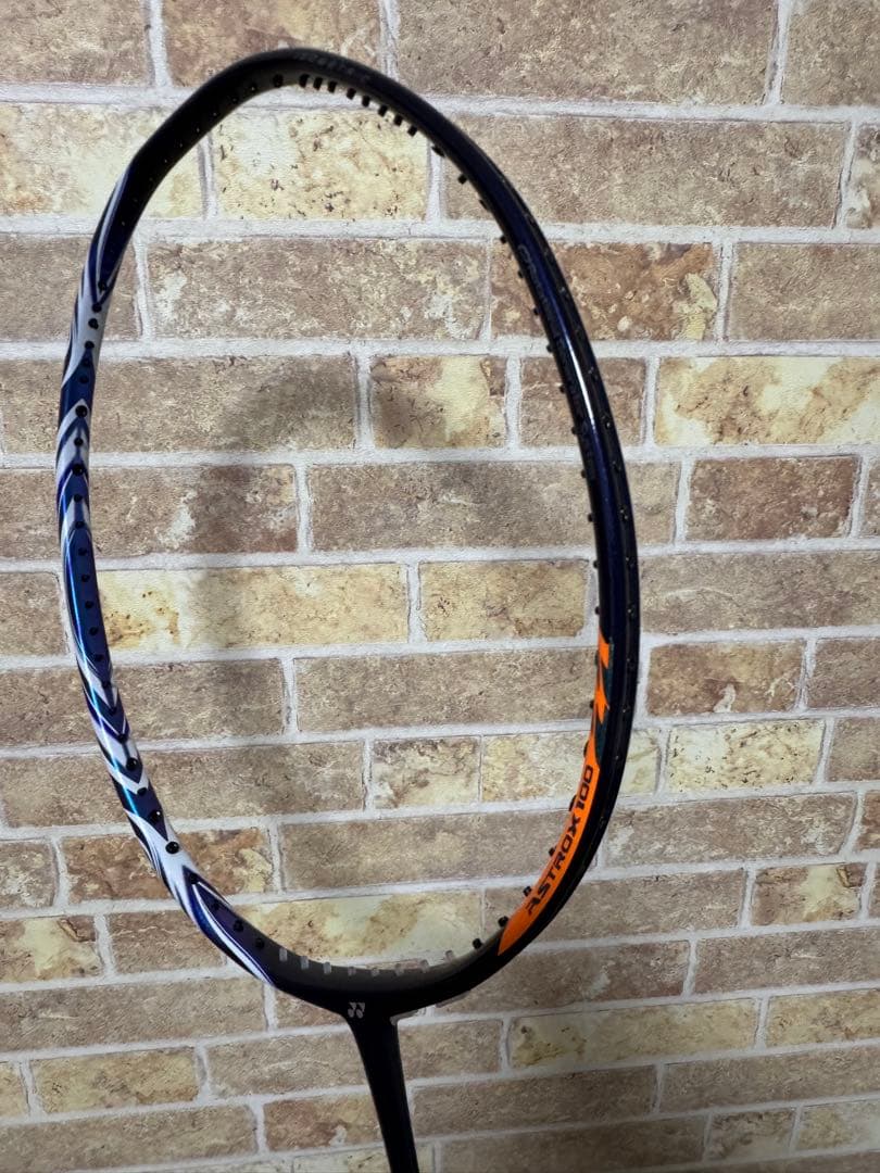 YONEX アストロクス100zz ダークネイビー 4U 5G (ガットなし)