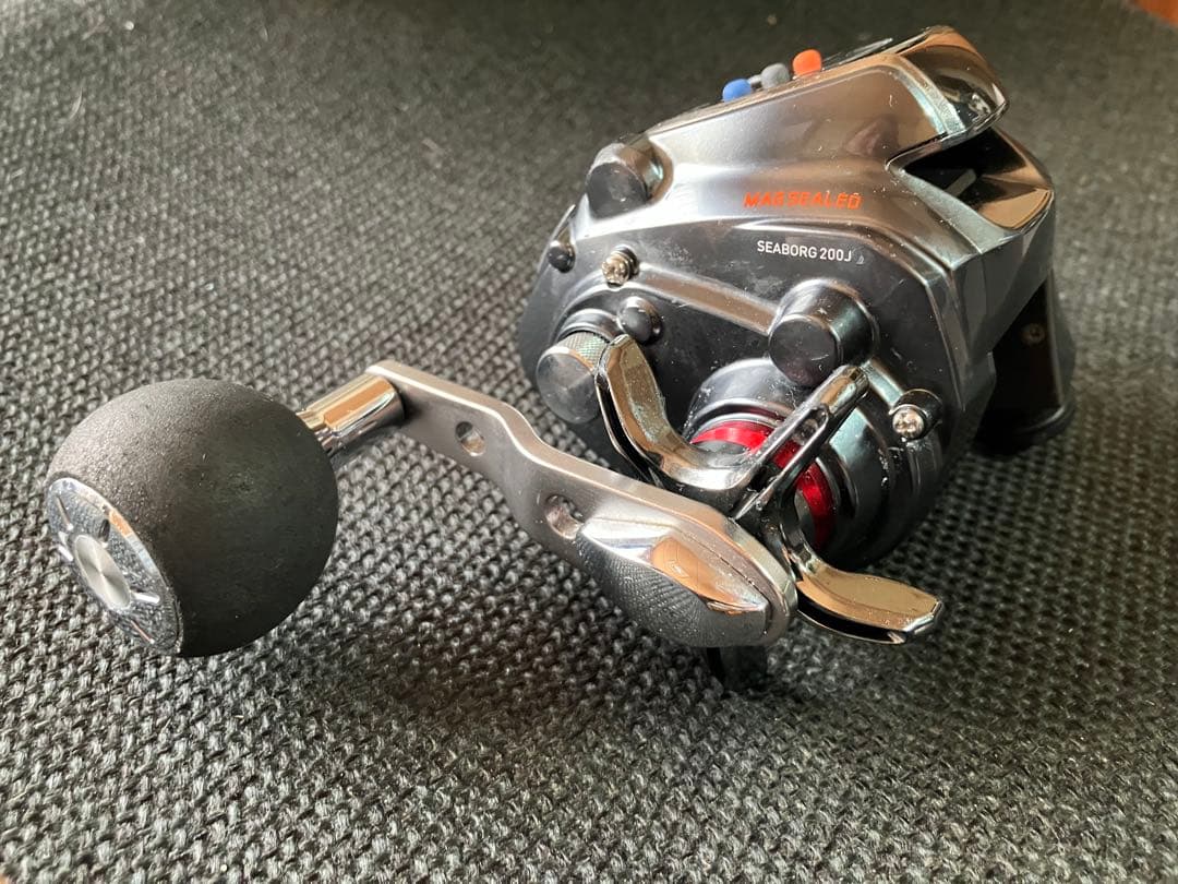 ダイワ電動リール　シーボーグ200J 右ハンドル