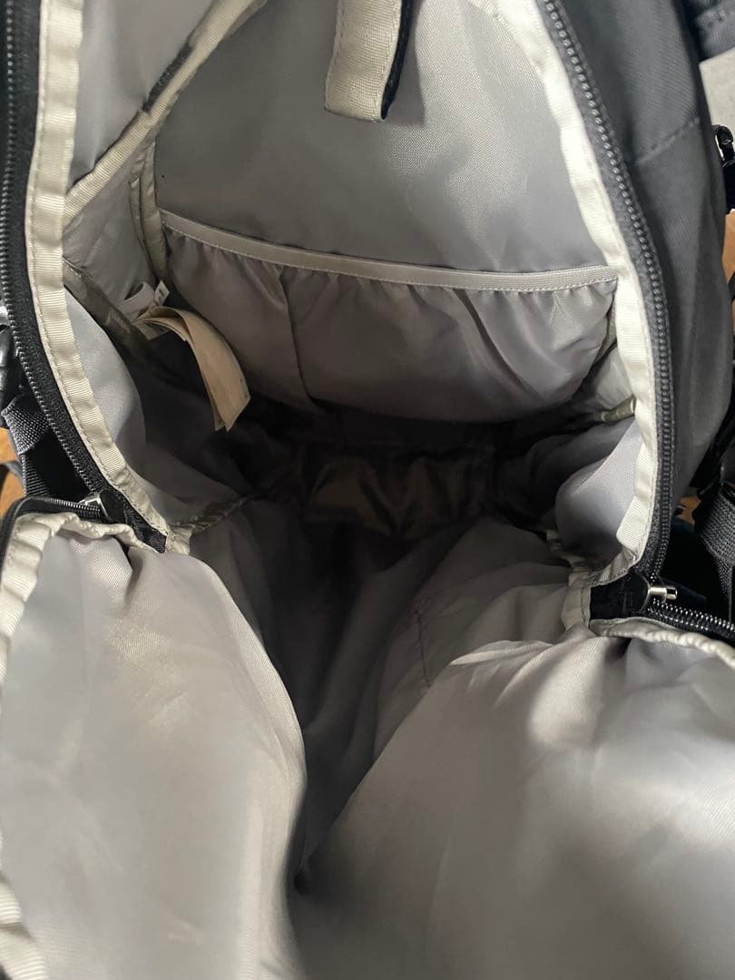 patagonia パタゴニア　スノードリフター30L ブラック