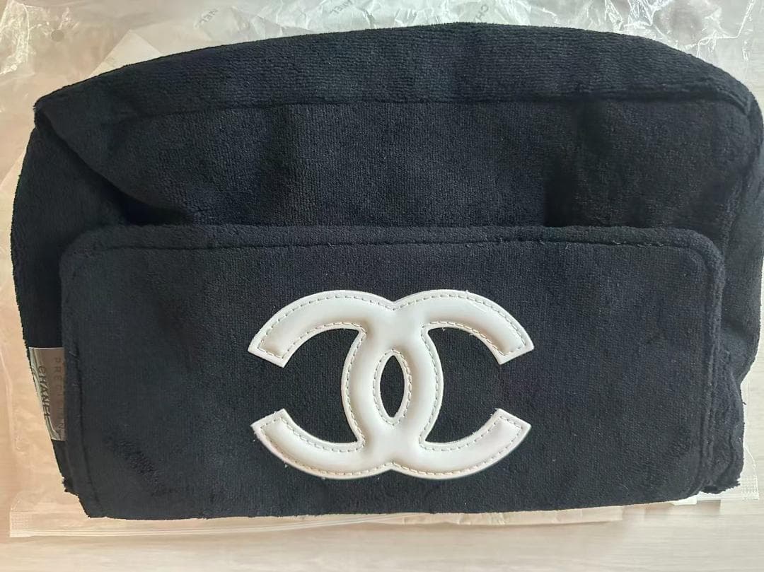 早い者勝ち！CHANEL ノベルティショルダーバッグ