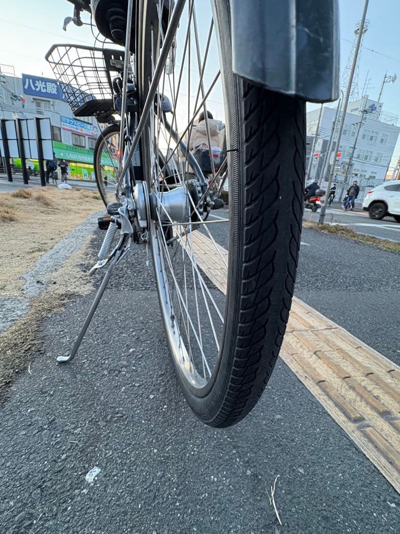中古27インチ電動アシスト自転車　8.7Ah 大阪　032