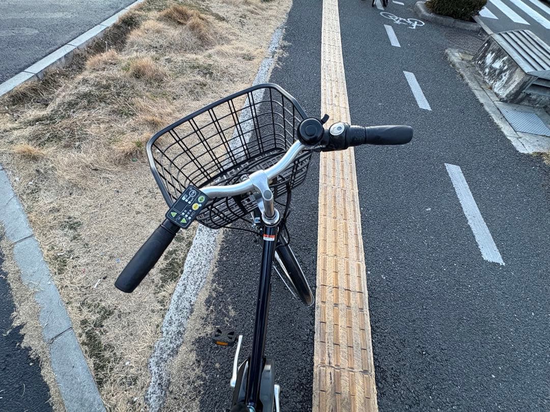 中古27インチ電動アシスト自転車　8.7Ah 大阪　032