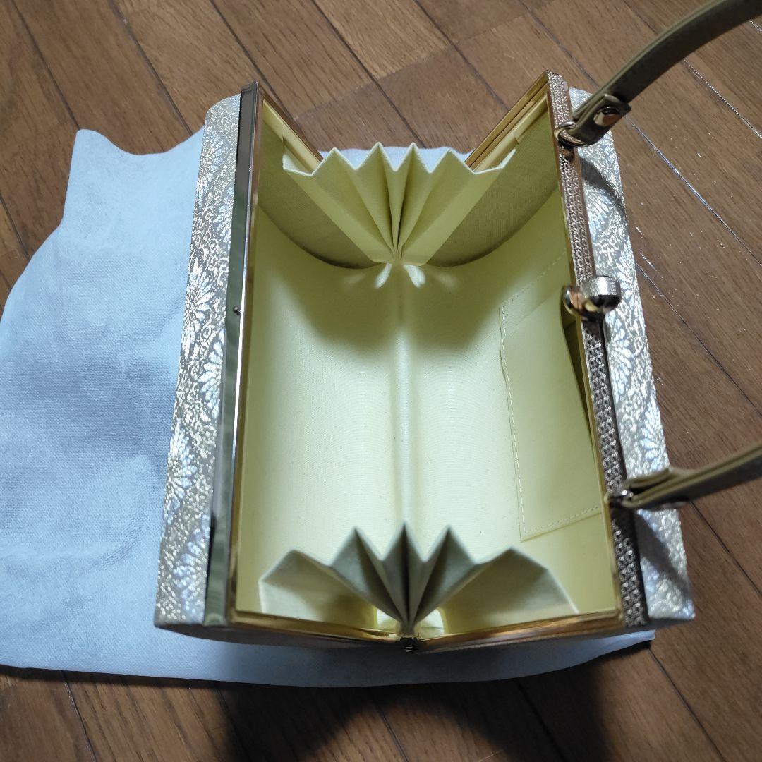 礼装用の草履とバッグセット　金色　サイズフリー