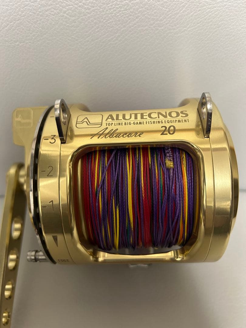 ALUTECNOS アルテクノス Albacore アルバコア20