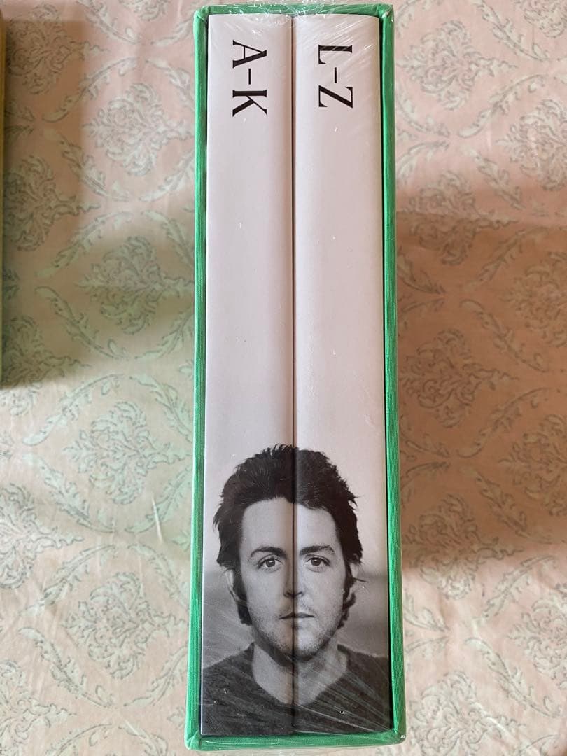 Paul McCartney THE LYRICS 英語原版 ハードカバー 2冊
