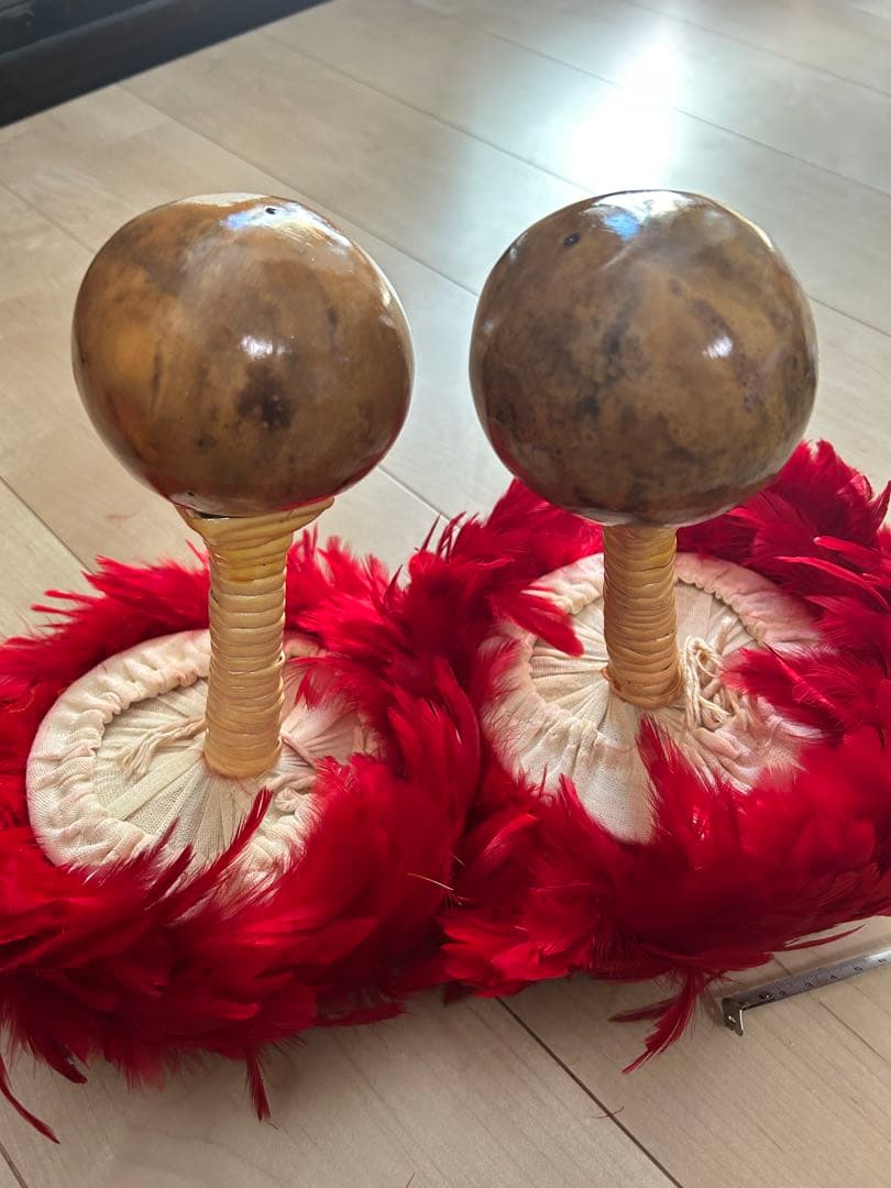 ウリウリ　フラダンス用 赤と黄色の楽器