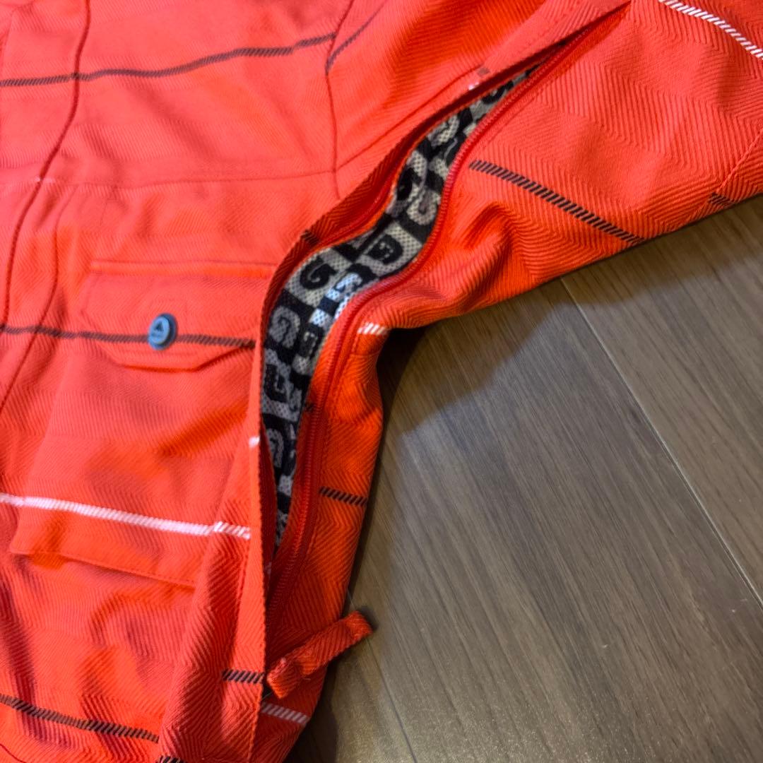 BURTON 男性用スノボウェアMサイズ