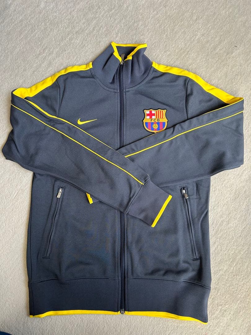 Nike FC Barcelona ジャージ　グレー/イエロー