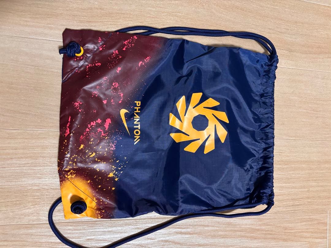 美品‼️1回のみ使用‼️ナイキファントム6 26.5 サッカースパイク