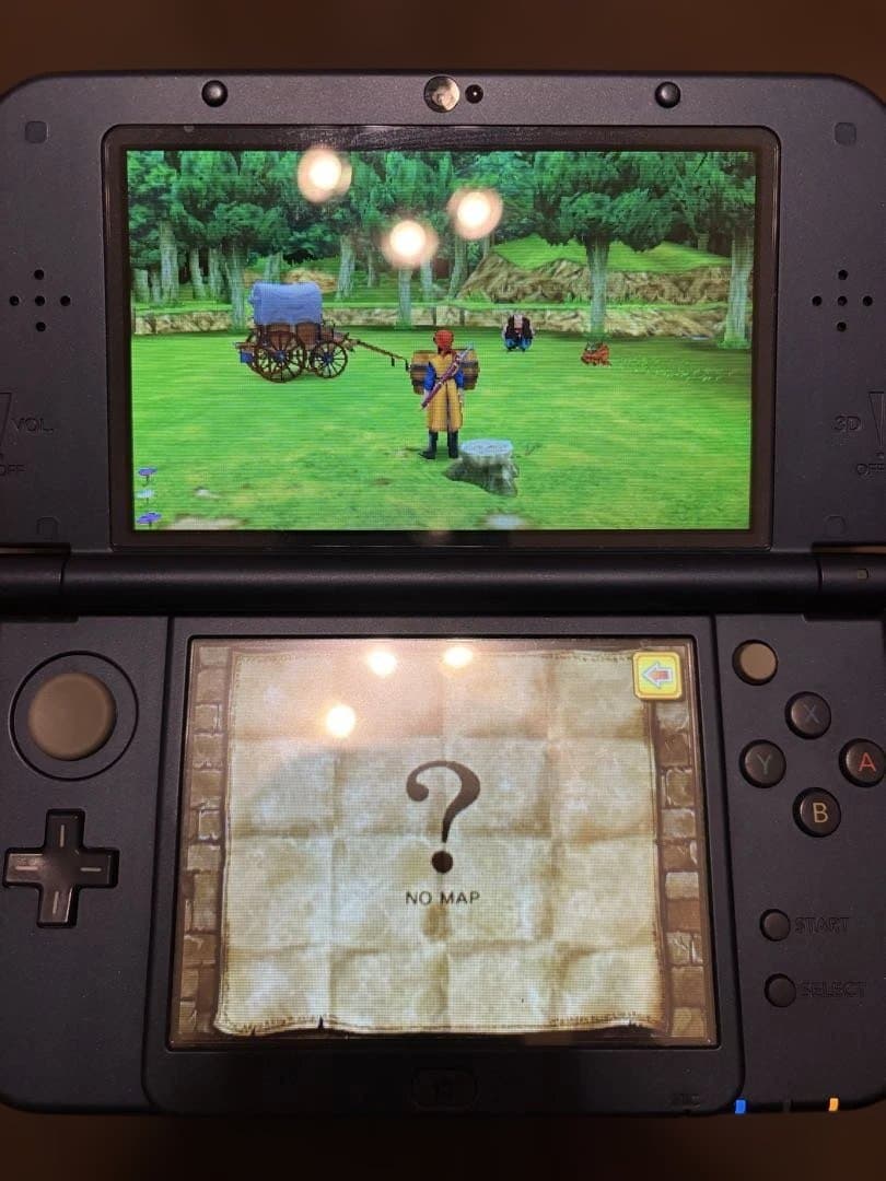 【3DS】ドラゴンクエストVIII・XI / モンスターハンター4G 3本セット