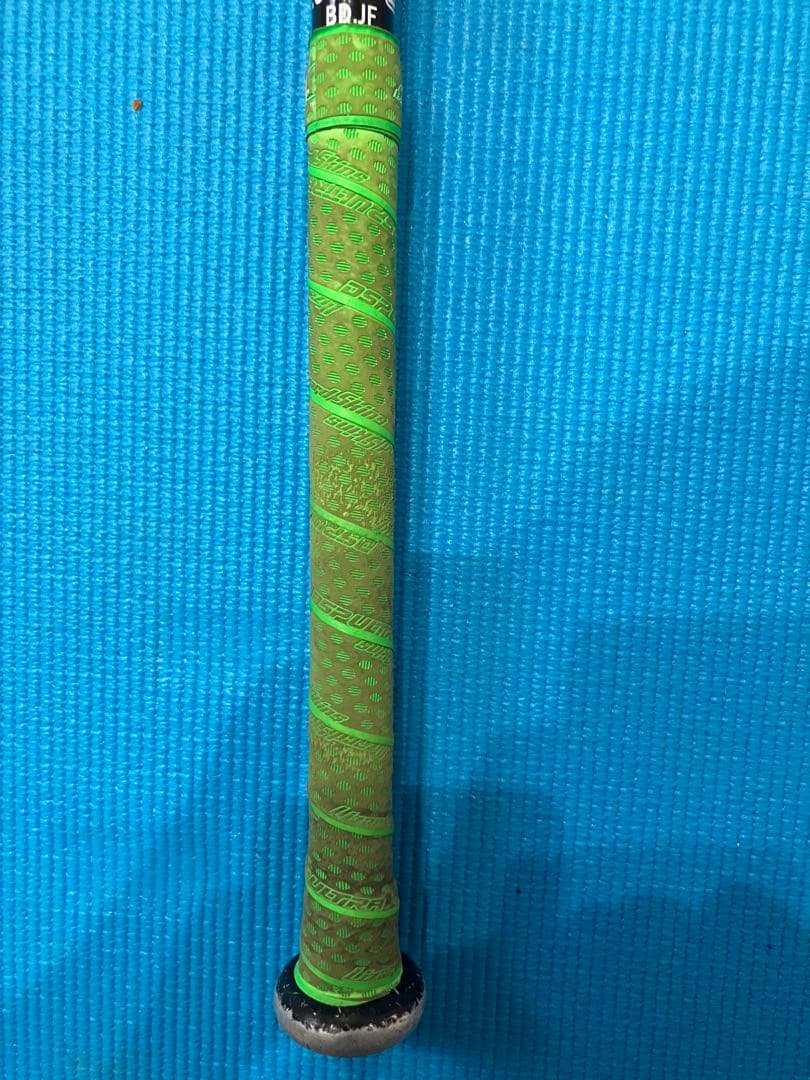 ワニクラッシャー 赤 82cm 軟式バット