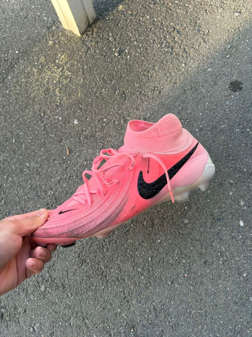 NIKE ファントムルナ2エリート