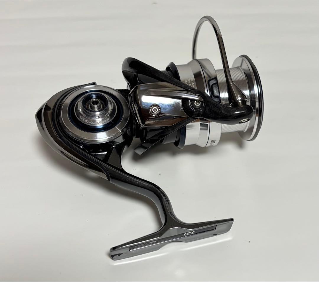 リール Daiwa 18EXIST LT4000-CXH