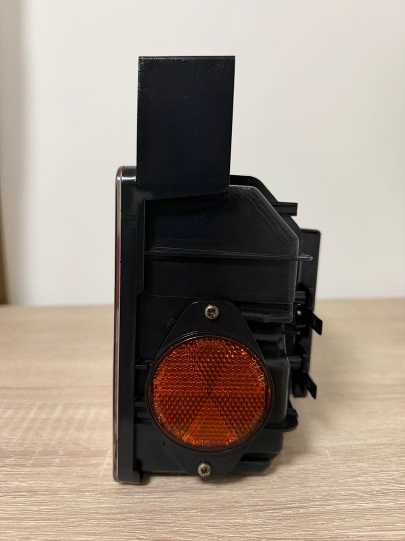 美品KOITO小糸LEDテールランプ220-11087左右セット24V2連LED