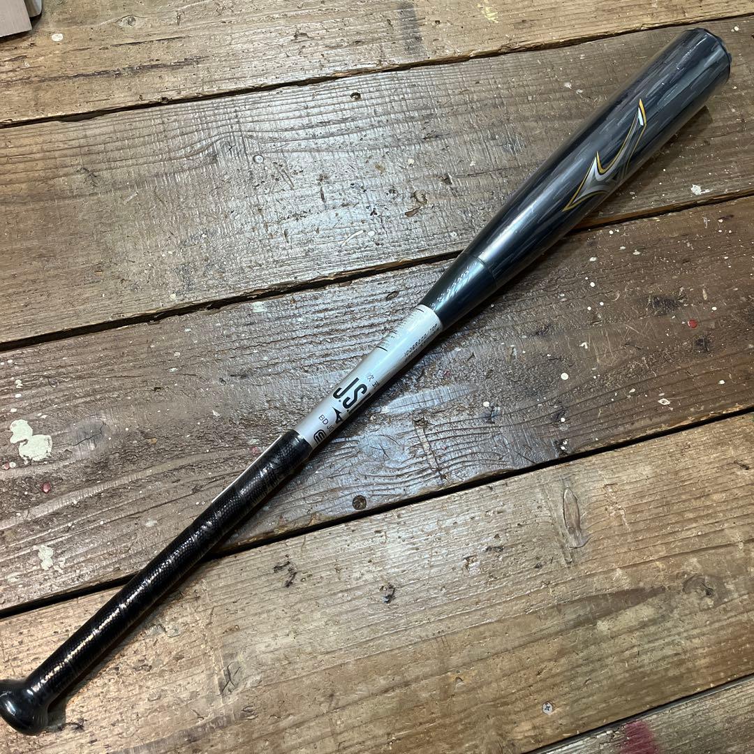 ミズノ軟式用バット ビヨンドマックスレガシーメタルトップ83㎝