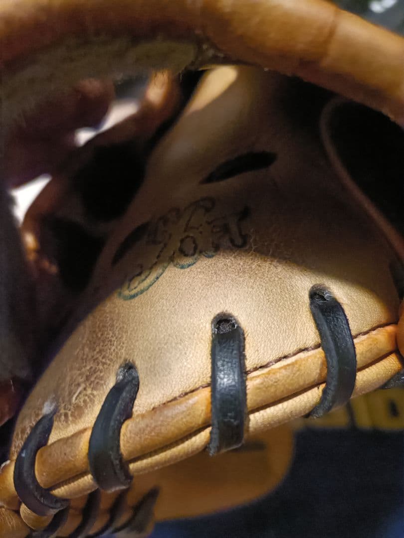 Mizuno　軟式用グローブ　内野手用　ミズノ　ワールドウィン　日本製　革質良好