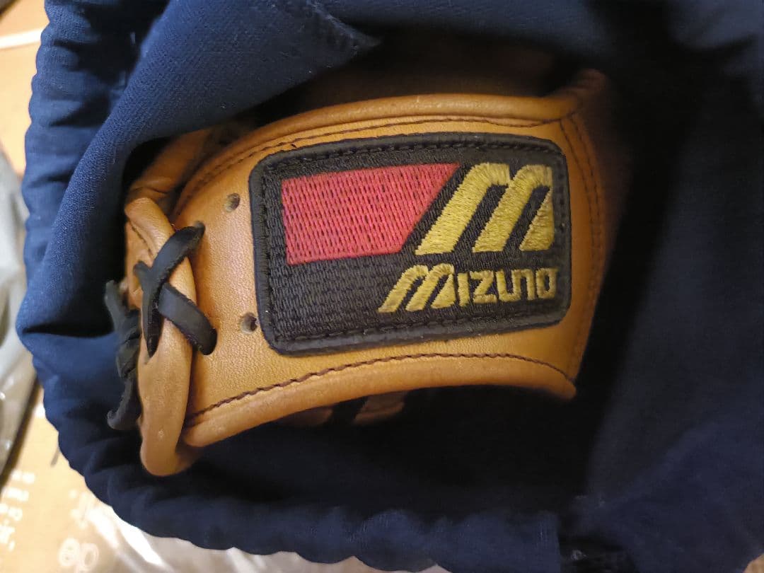 Mizuno　軟式用グローブ　内野手用　ミズノ　ワールドウィン　日本製　革質良好