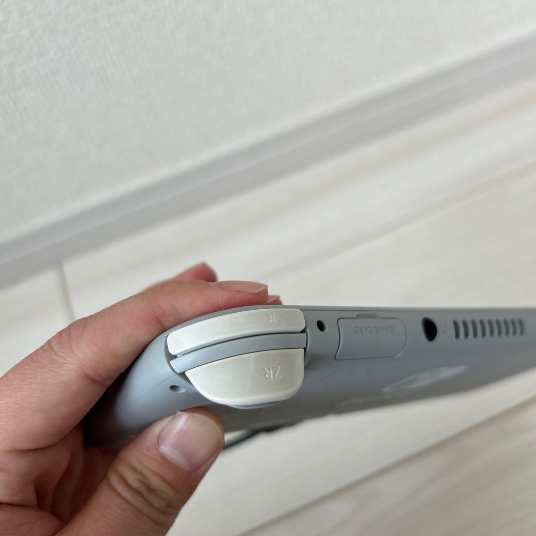Nintendo Switch Lite 特別版　ザシアン