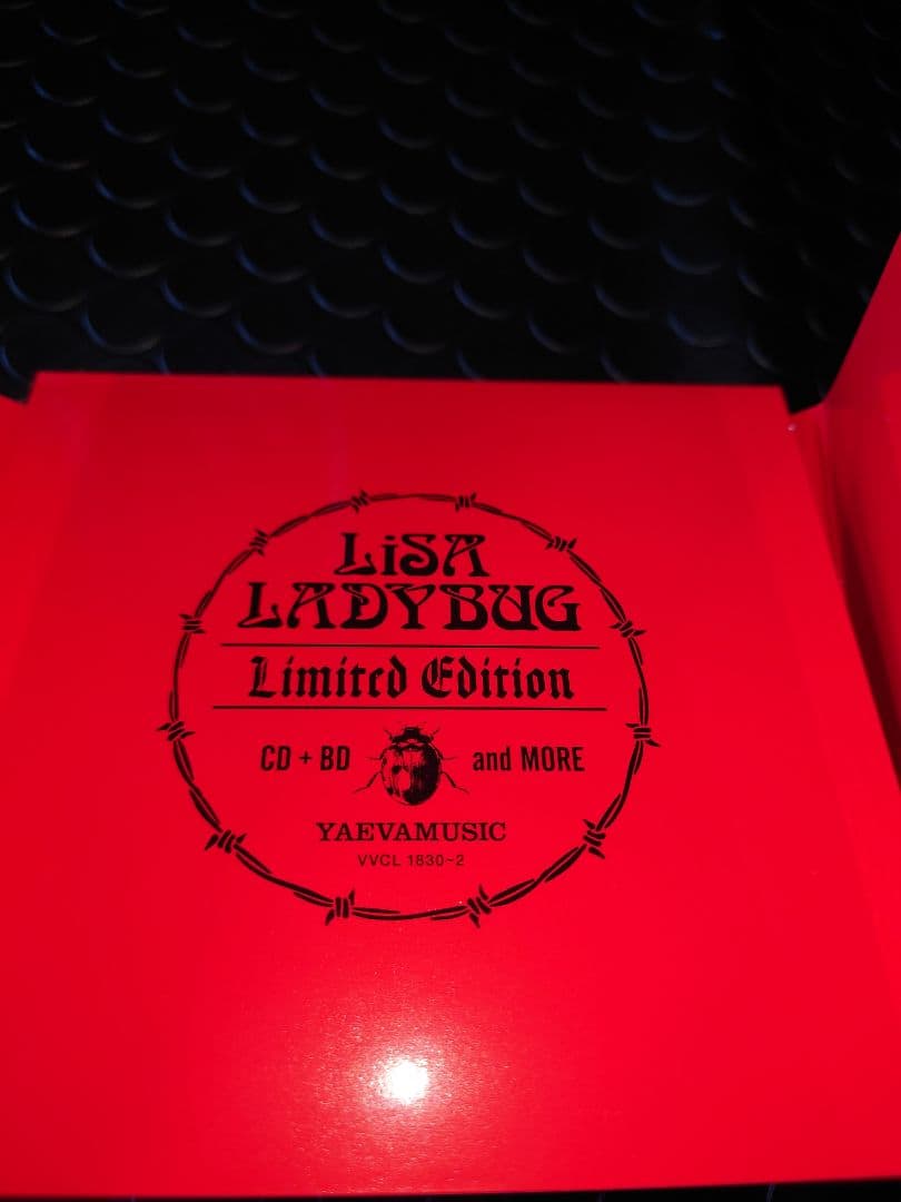 LiSA LADYBUG 完全生産限定盤 CD+BD+グッズ＋クッション
