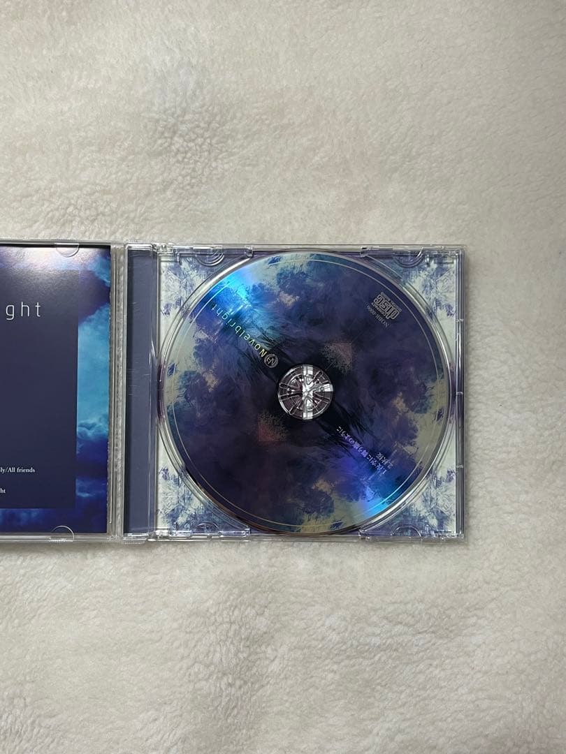 【ボーカル竹中サイン入り】「夜空に舞う鷹のように/秋桜」Novelbright
