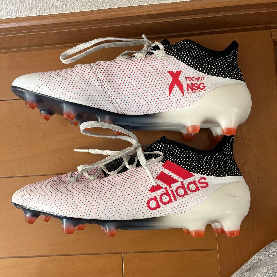 X adidasサッカースパイク
