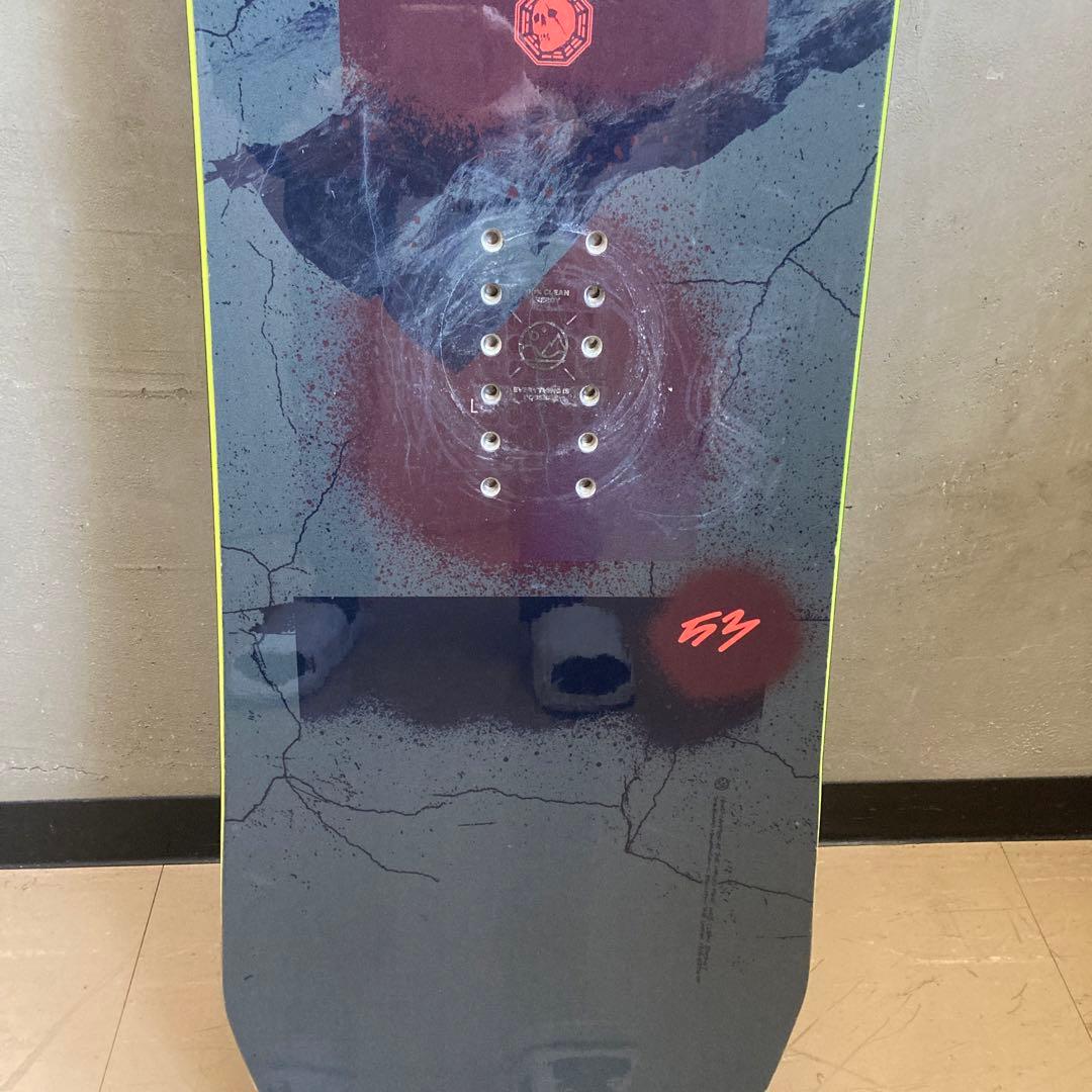 CAPITA ウルトラフィアー 153cm スノーボード