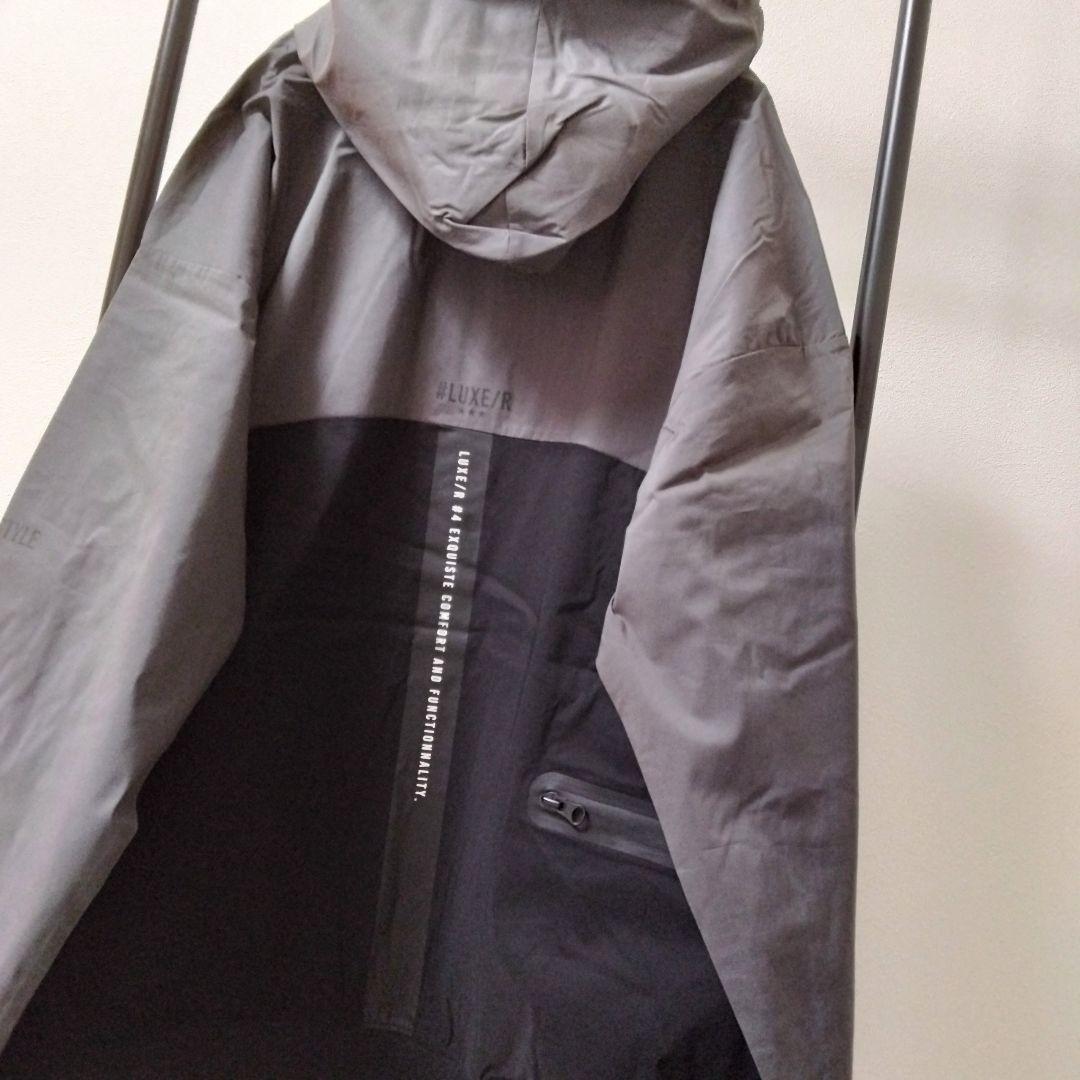 [サンプルSALE /D342 ] LUXE/R ナイロン布帛プルパーカーGR