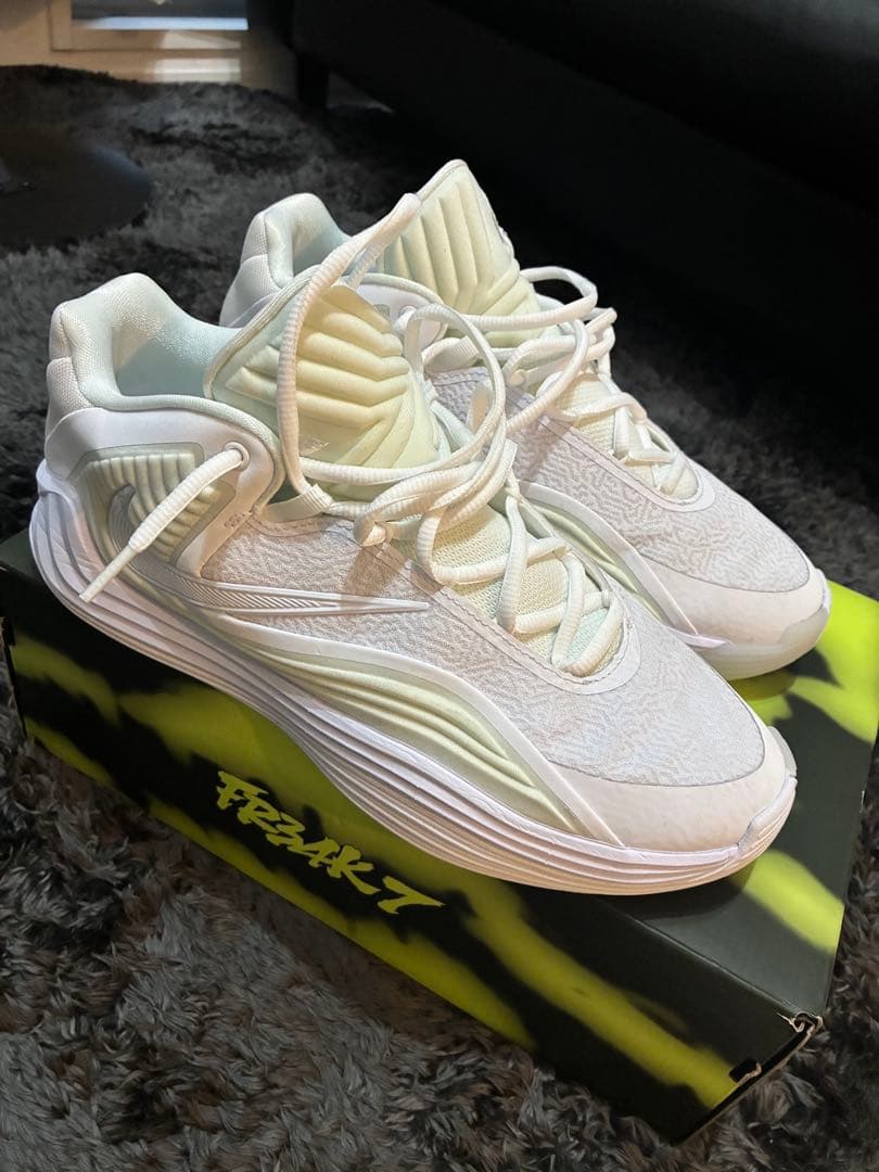 FREAK7 フリーク7 NIKE ナイキ