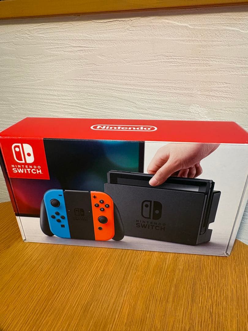 Nintendo Switch ネオンブルー・ネオンレッド 本体＋ケース