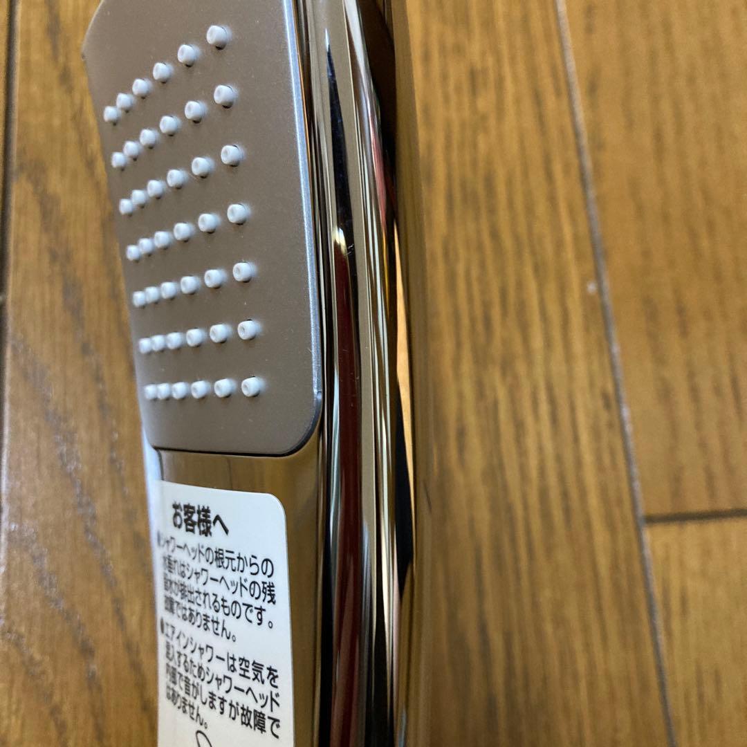 新品TOTO シャワーヘッド　お値下げ不可になります