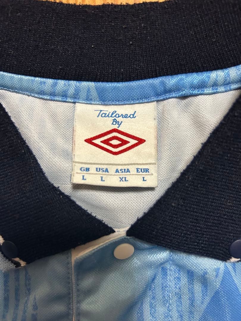 「値下げしました！」umbro Manchester city 90s