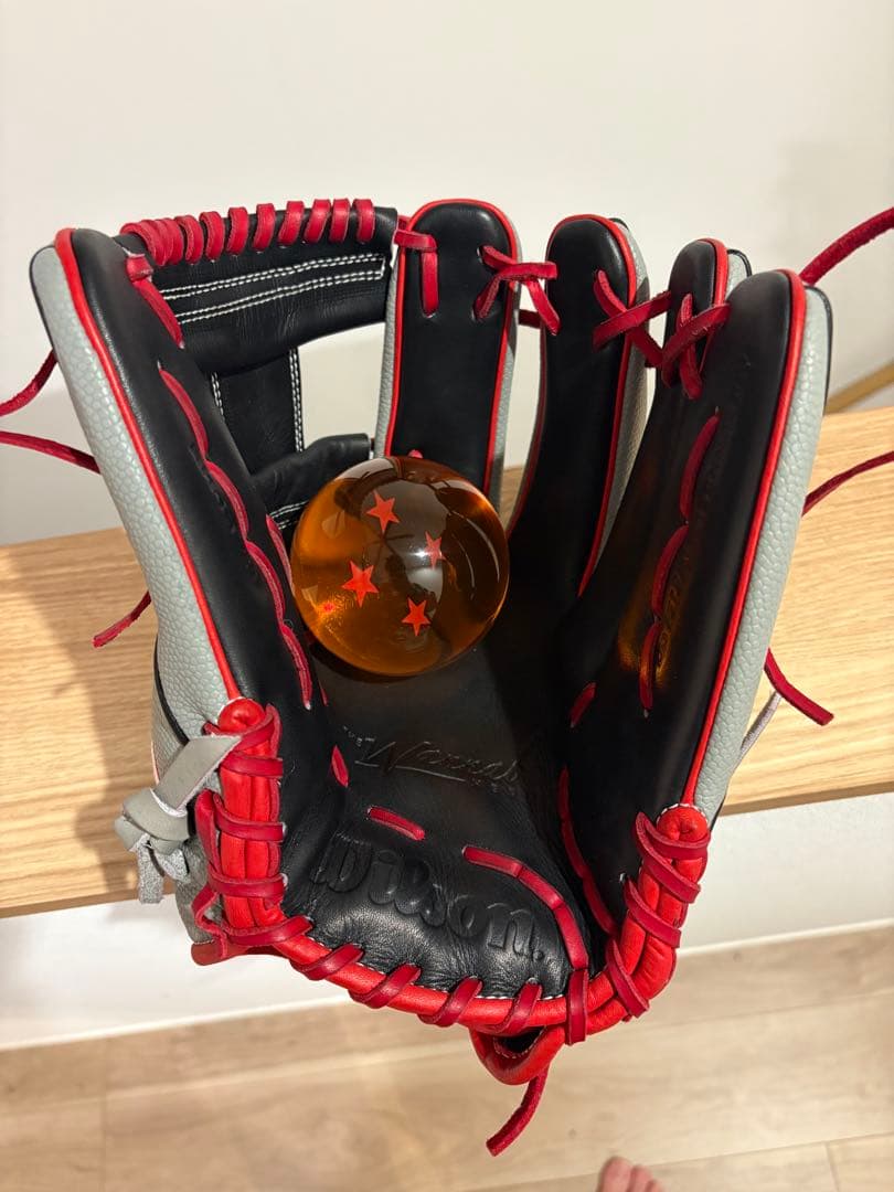 限定お値引　Wilson 軟式　グローブ ワナビーヒーロー　87型　限定カラー