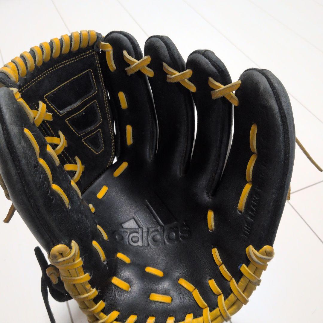 adidas 軟式グローブ ブラック/イエローお値下げ希望可能