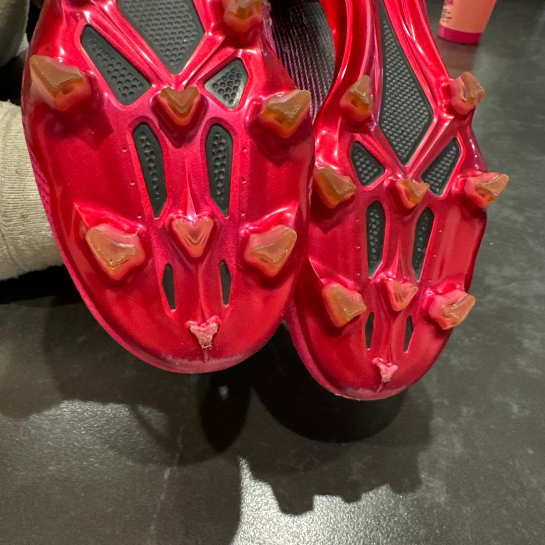 値下げ　adidas ピンク サッカーシューズ　25cm FG