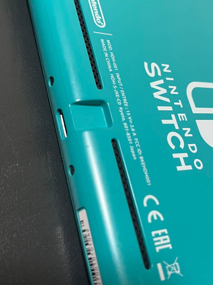 Switchライト ターコイズブルー ジャンク品