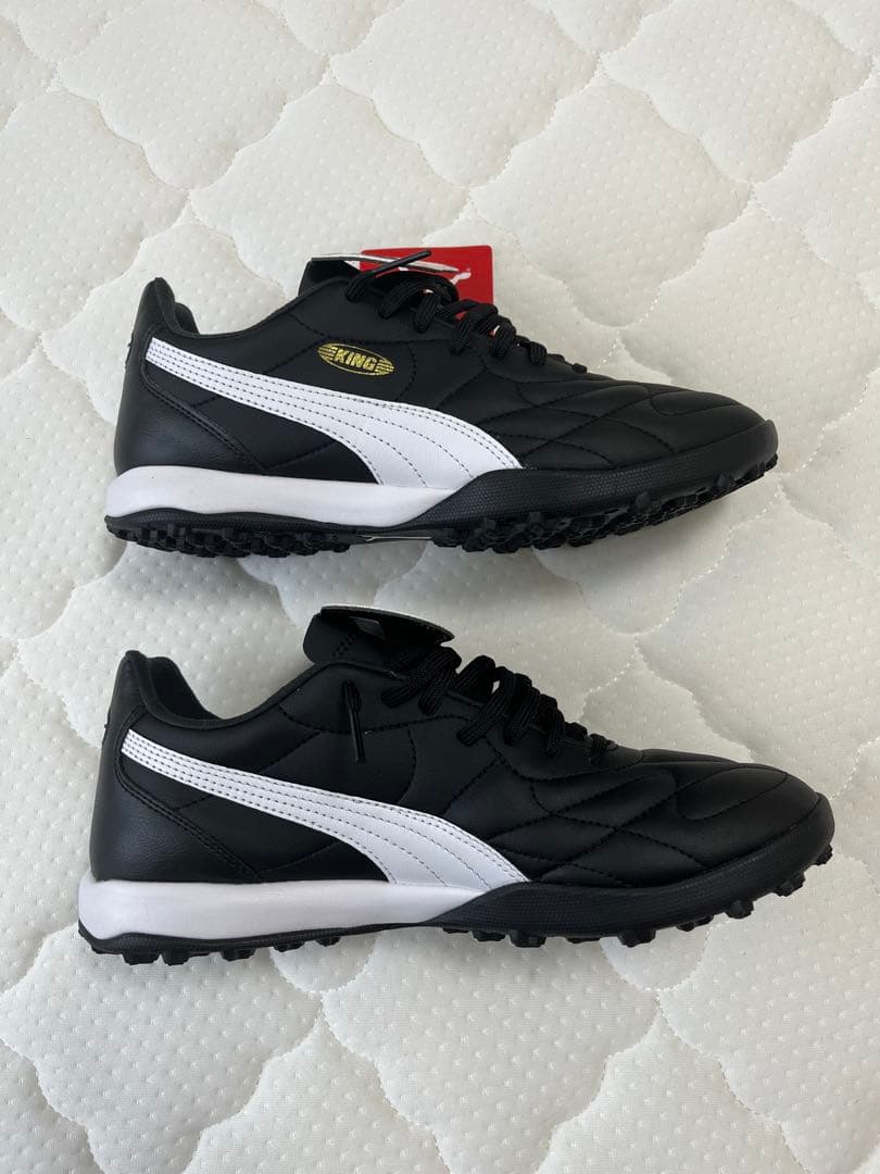 PUMA KINGトップTT トレーニングシューズ 27.5cm 新品‼️