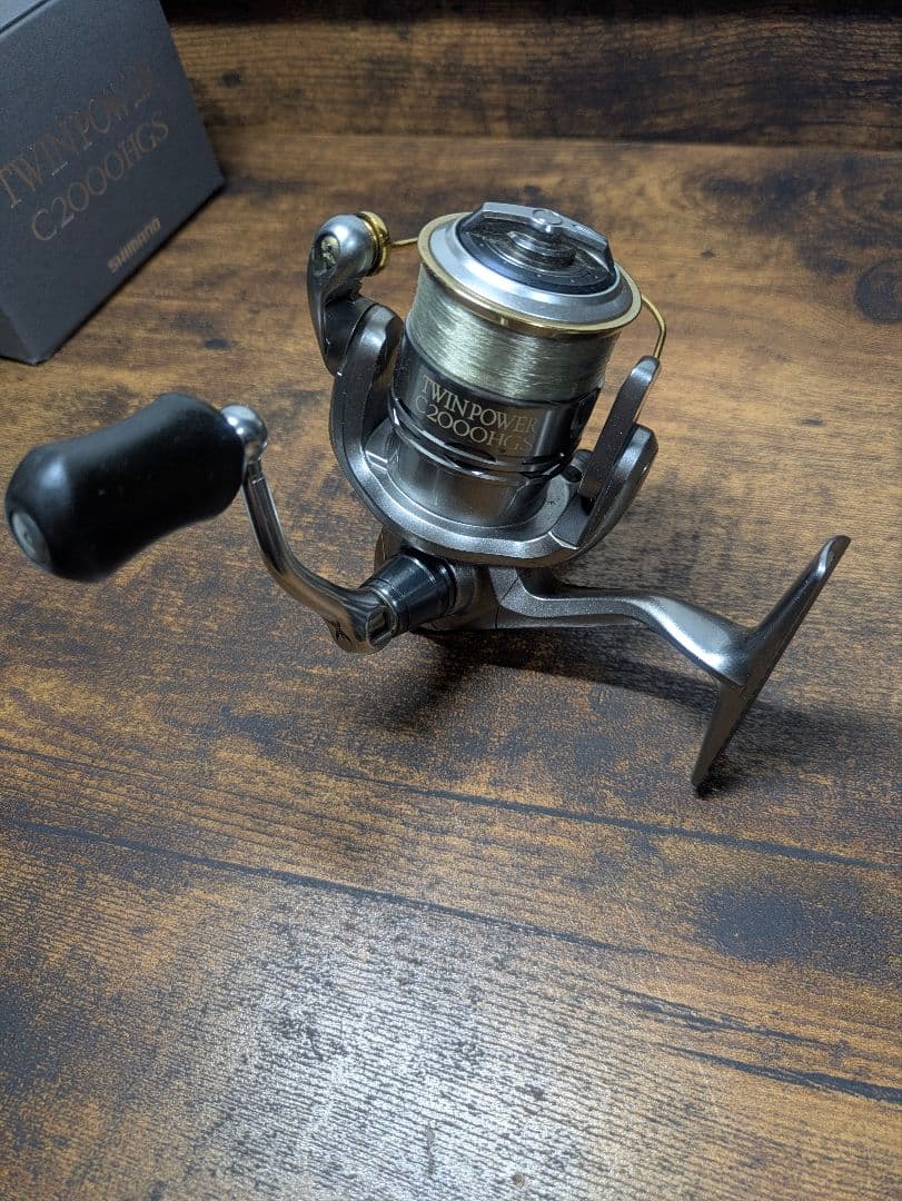 シマノ 11ツインパワー C2000HGS SHIMANO TWIN POWER