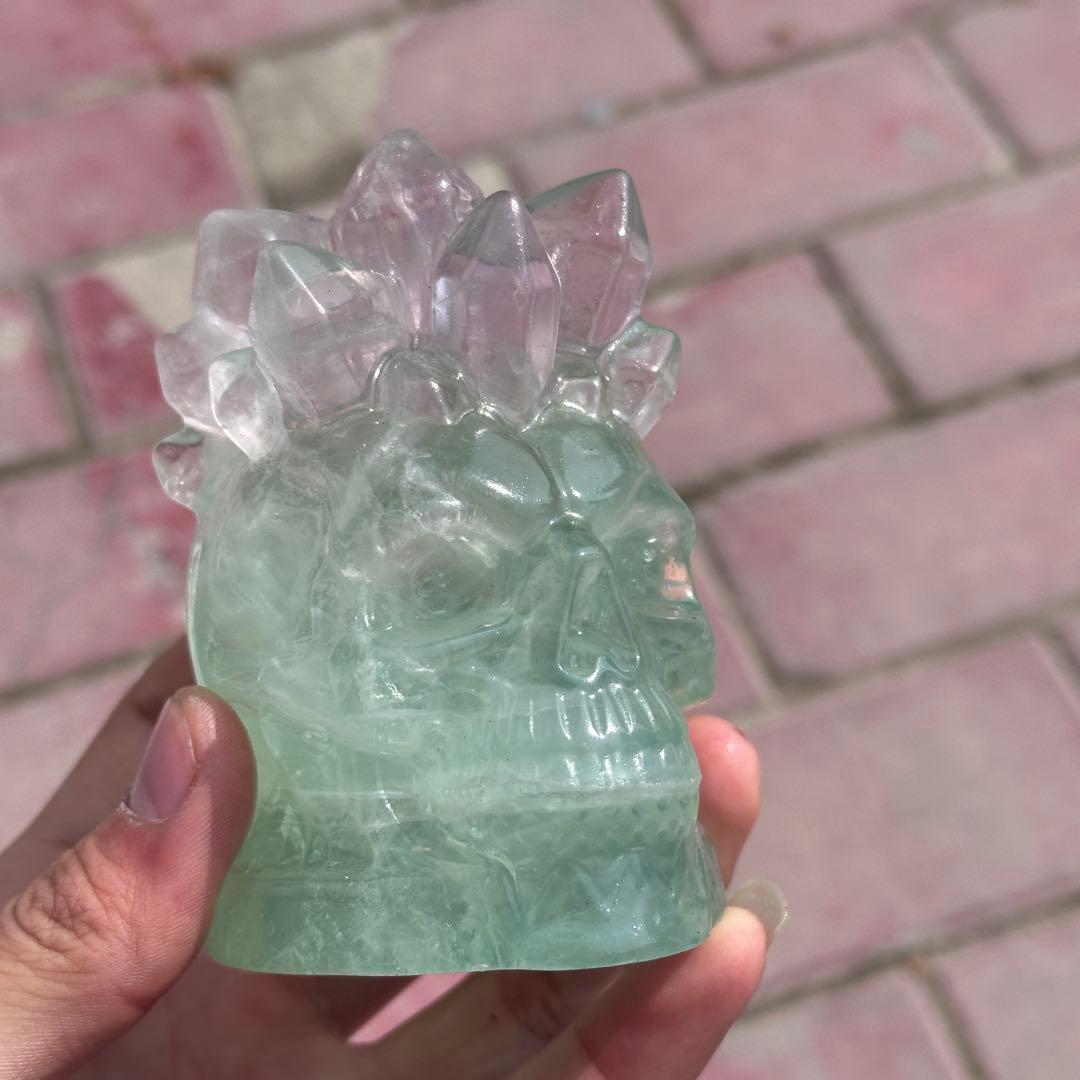 天然石フローライトのスカル　置物　ご購入前に在庫確認G.1402