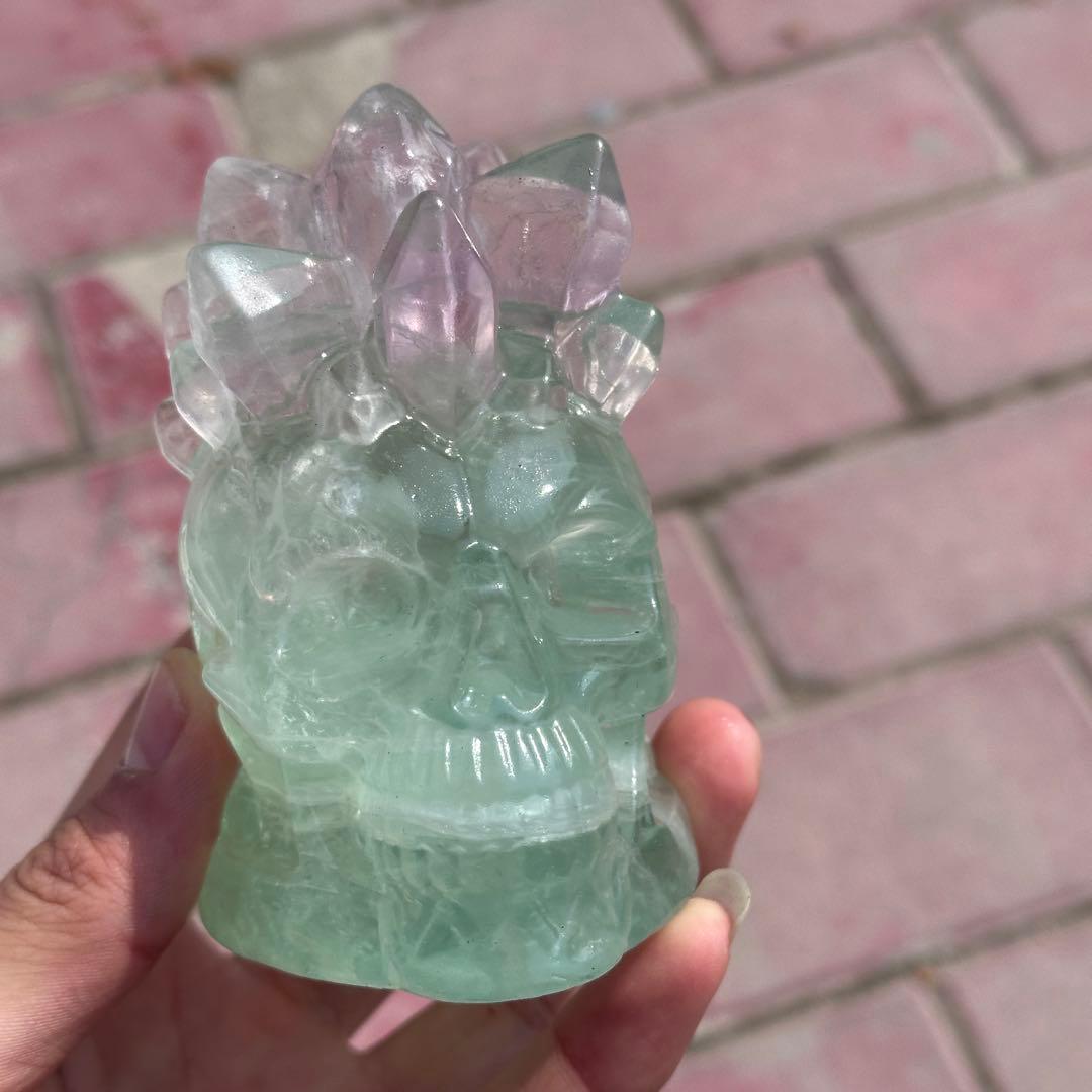 天然石フローライトのスカル　置物　ご購入前に在庫確認G.1402