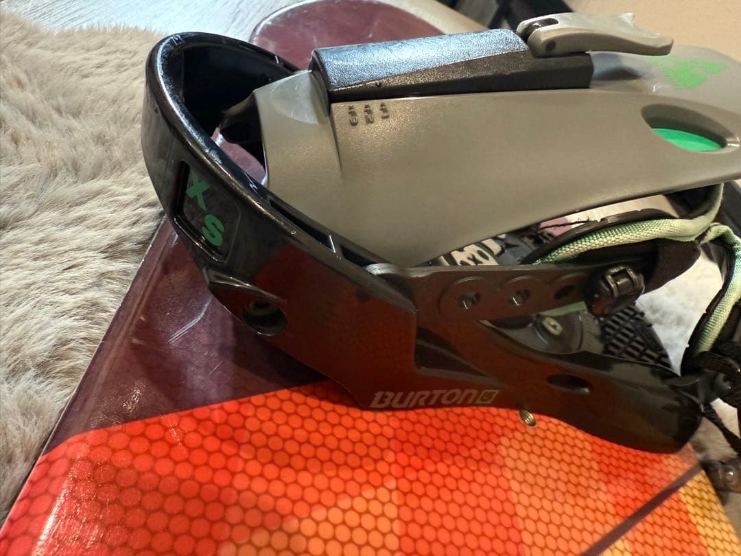 105センチ　ELAN× BURTONキッズスノーボード