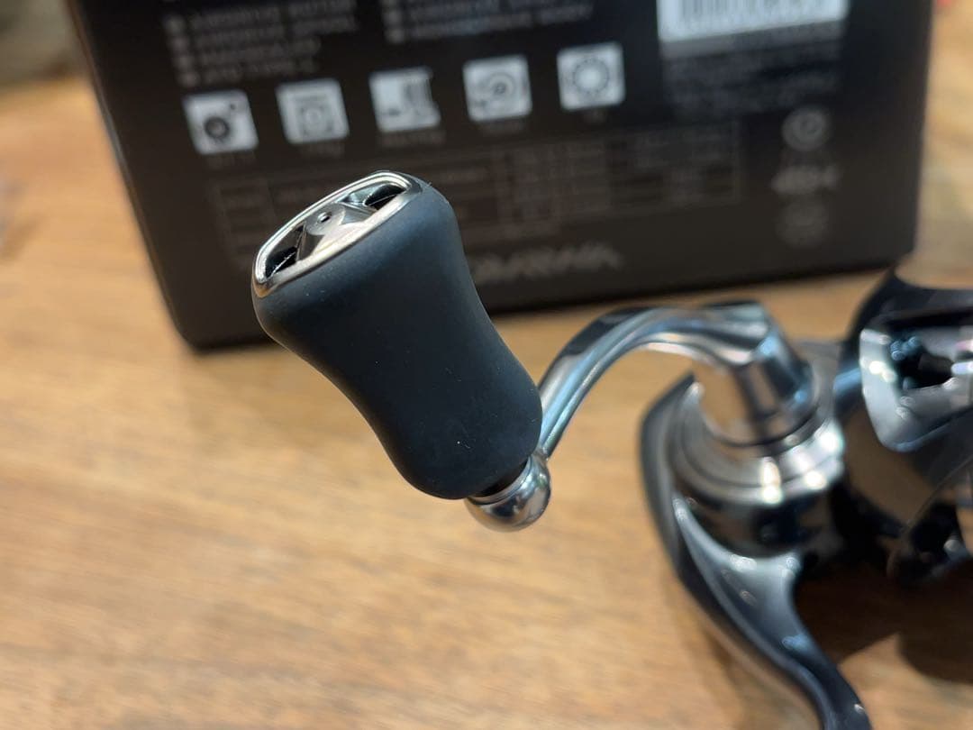 極美品 ダイワ 24セルテートFC LT2500S PE Xブレード0.6 付