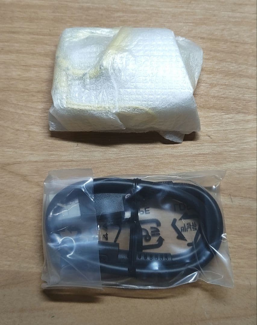 【美品・完品】Pokémon GO Plus + ポケモンGOプラスプラス