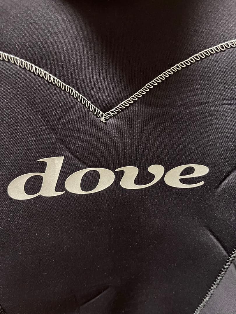 DOVE タッパー　ウェットスーツ