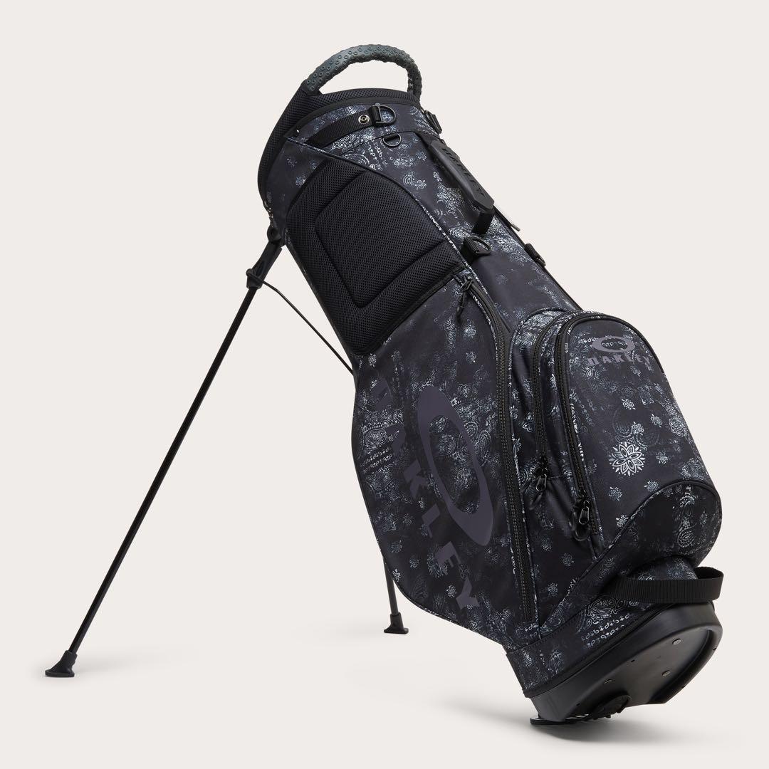 キャディバッグ　 OAKLEY STAND 17.0 FW（オンライン売切れ品）