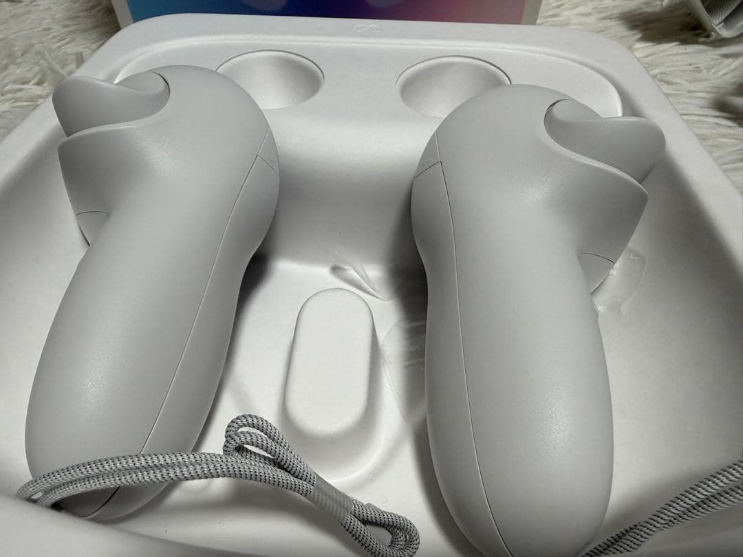 【美品】 Quest 3S 128GB VRヘッドセット