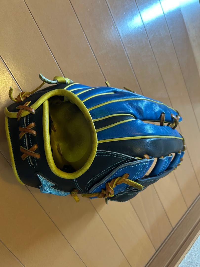 ミズノ　グローバルエリート　オーダー外野手用グラブ