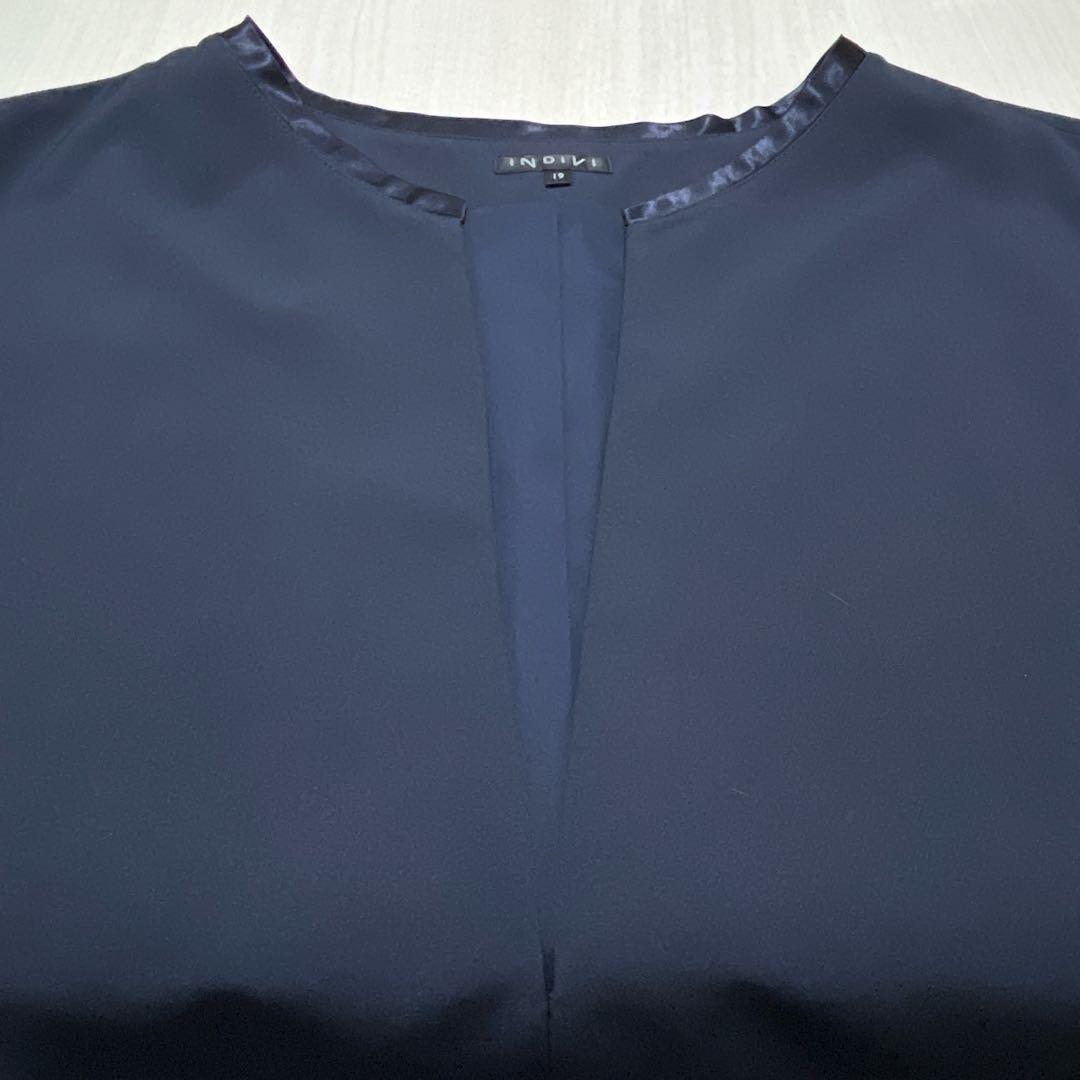 極美品　大きいサイズ　INDIVI キーネックベスト　19号　ジレ　4XL 5L