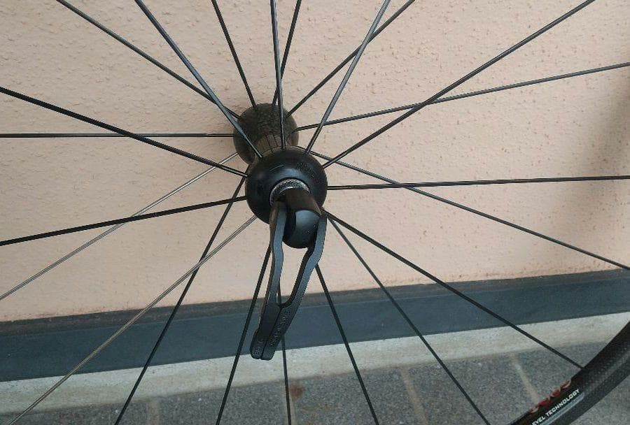 Campagnoloハイペロン・ウルトラ 2（シマノ11速／クリンチャー）